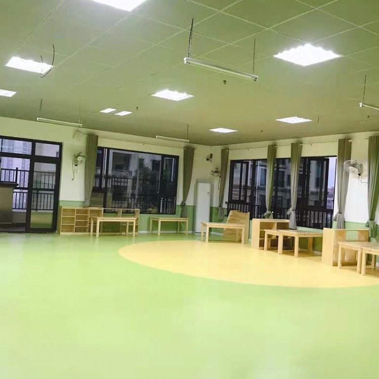 幼儿培训机构PVC地板 教室PVC塑胶地板 腾方厂家直销 绿色环保