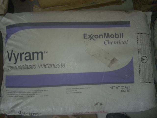 ExxonMobil Santoprene 121-80B230